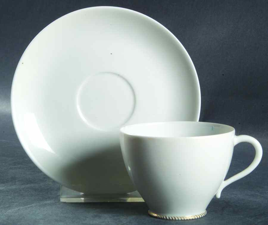 1551e Flat Demitasse Cup & Saucer Set by Ginori 1735-1