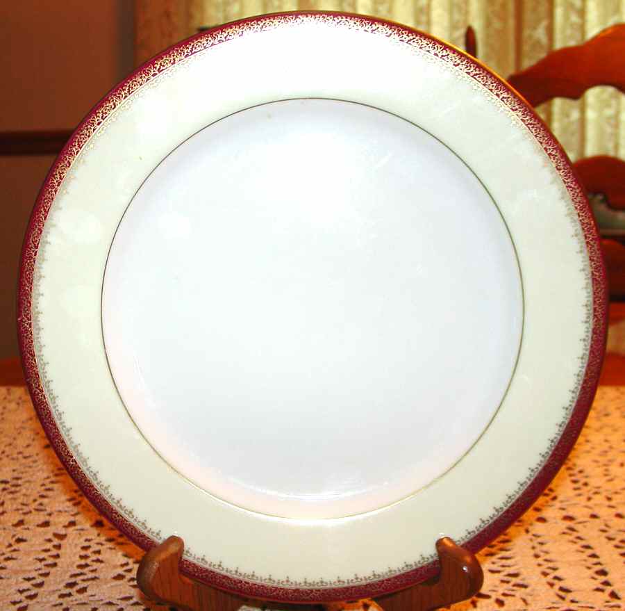 GDO1 Dinner Plate by Golden Dove-1