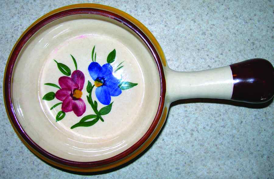 Tegernsee Open Onion Soup by Goebel-1