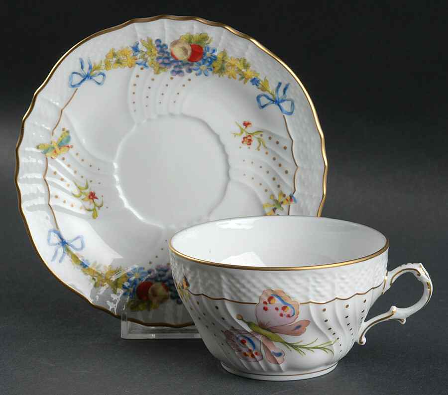 Farfalle Fiorite Flat Cup & Saucer Set by Ginori 1735-1