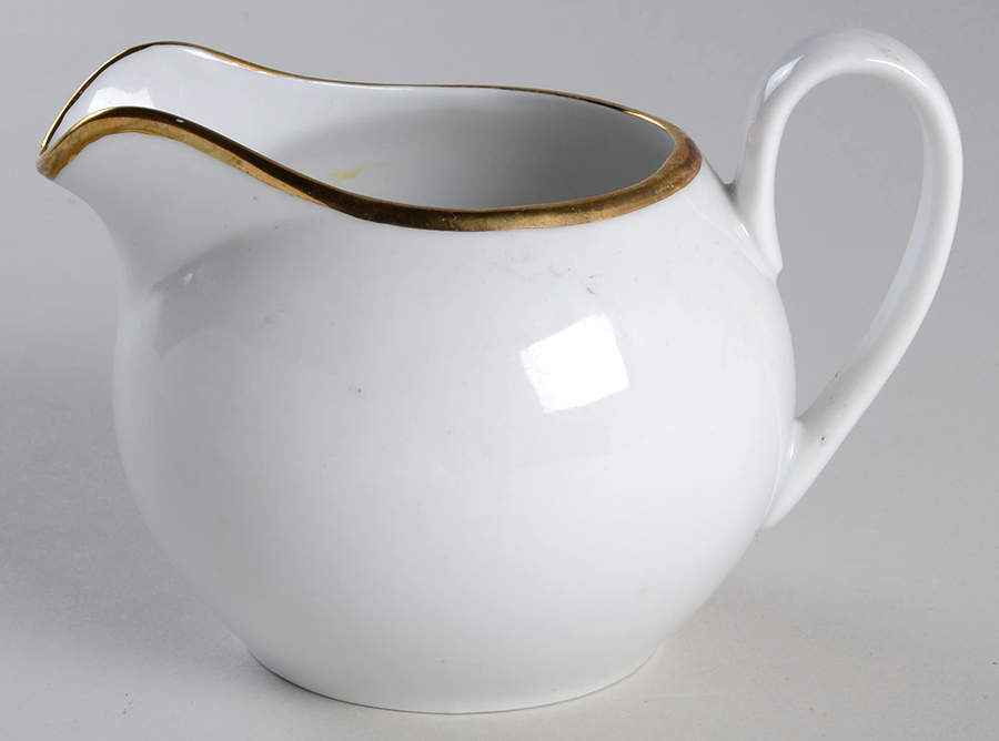 GPB1 Creamer by Germer Porcelanas Br-1