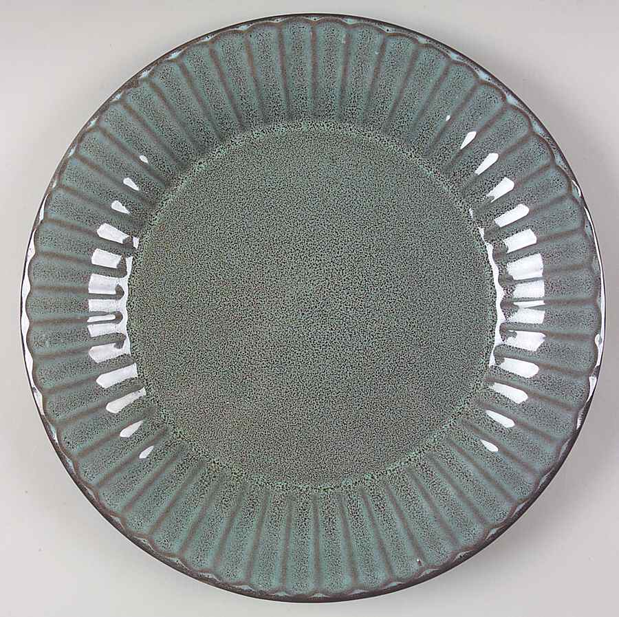 Cistene Green Dinner Plate by Gibson Designs-1
