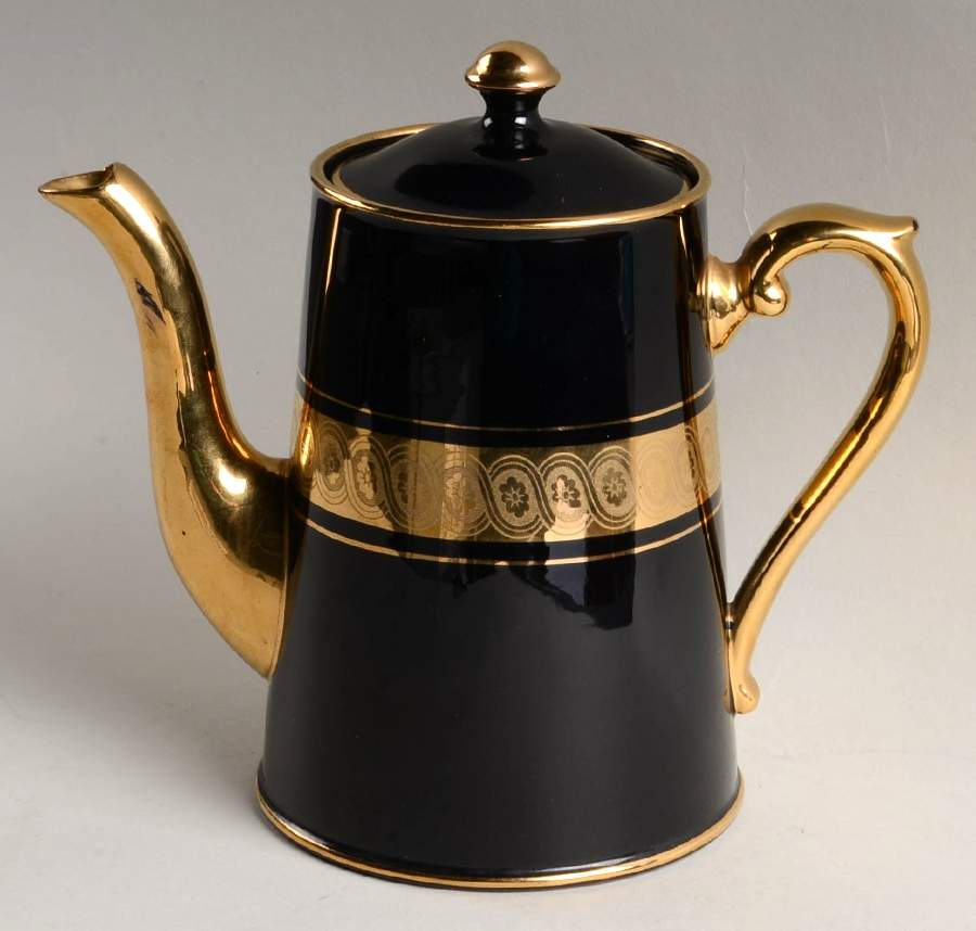 Davenport Coffee Pot & Lid by Gibson & Sons-1