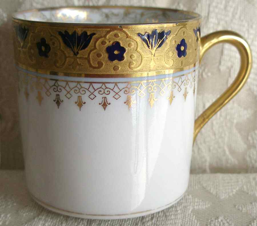 GUE594 Flat Demitasse Cup by WM Guerin-1