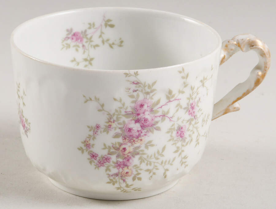 GUE601 Oversized Cup by WM Guerin-1