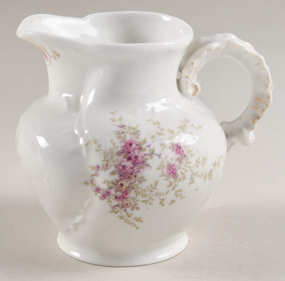 GUE601 Creamer by WM Guerin-1