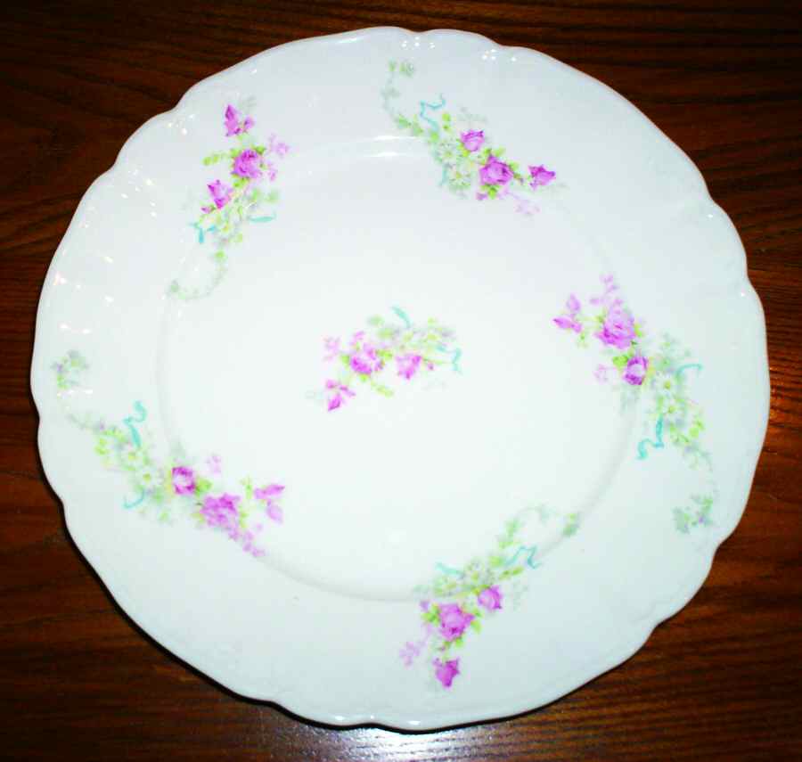 GUE610 Dinner Plate by WM Guerin-1