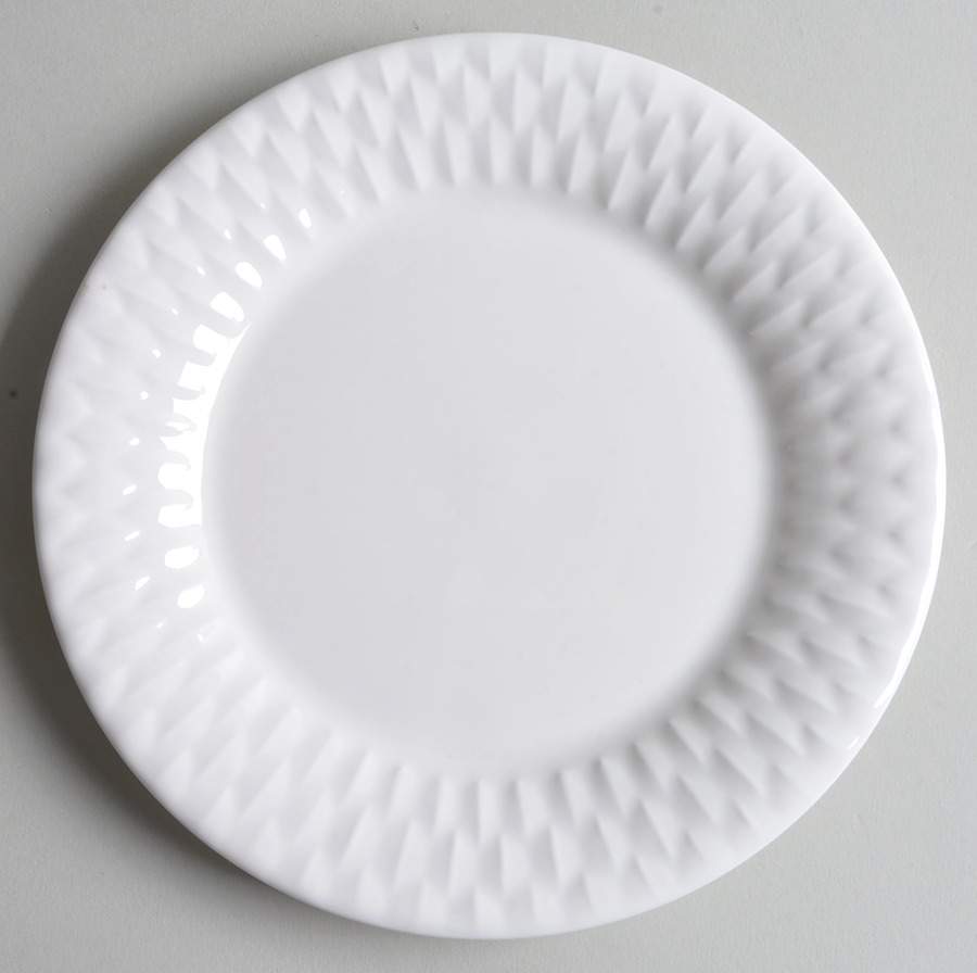 La Plume Salad/Dessert Plate by Godinger-1