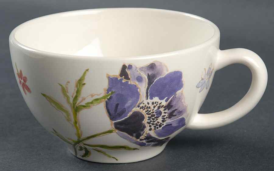 Jacinthe Breakfast Cup by Faiencerie De Gien-1