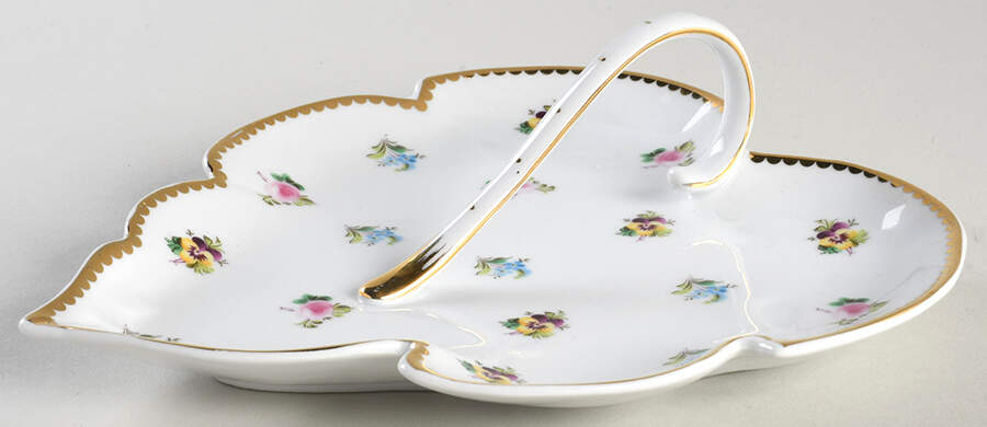 Rosebud 8" Leaf Dish by Godinger-1