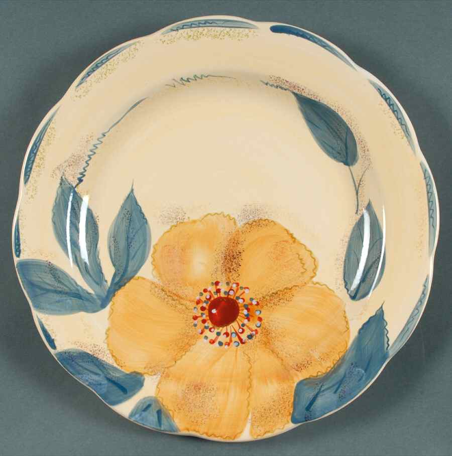 Delilah Dinner Plate by Gibson Designs-1