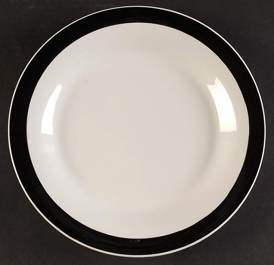 Essex Black Dinner Plate by Gibson Designs-1