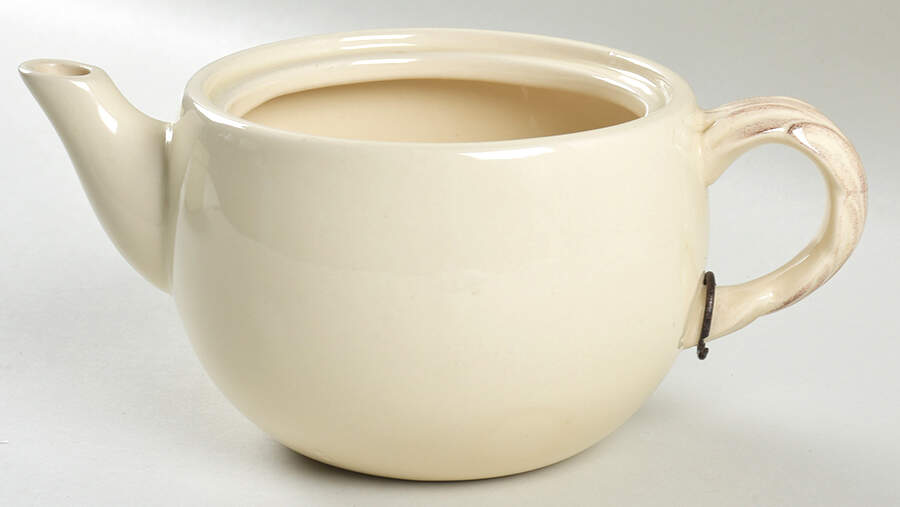 Cream Teapot & Lid by GG Collection-1