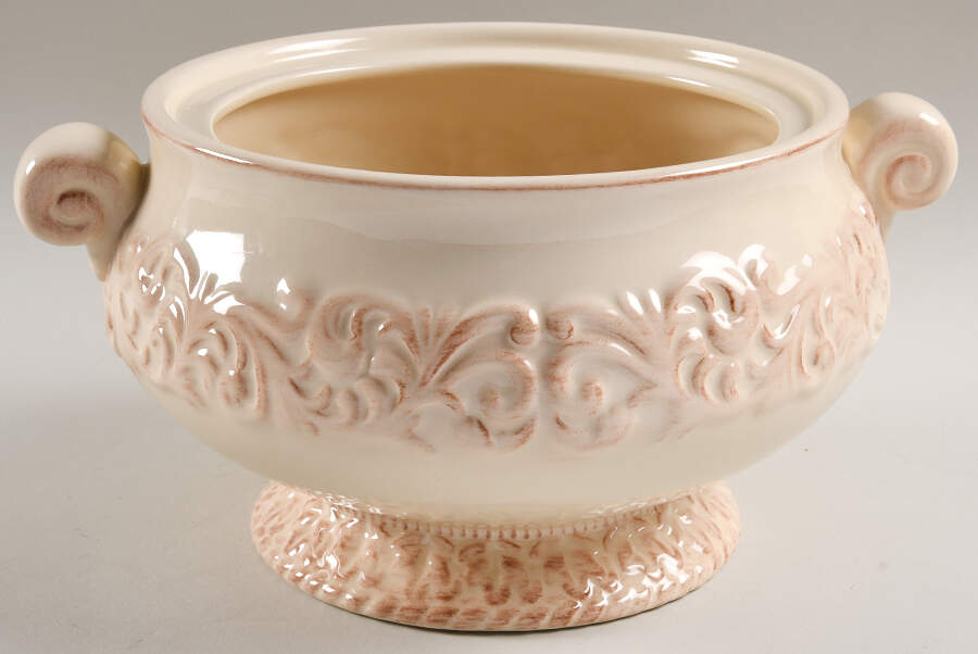 Cream Tureen No Lid by GG Collection-1