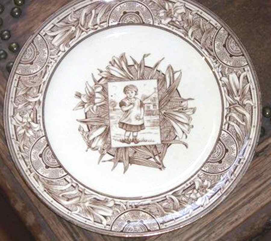 Kathleen Dinner Plate by Gildea & Walker-1