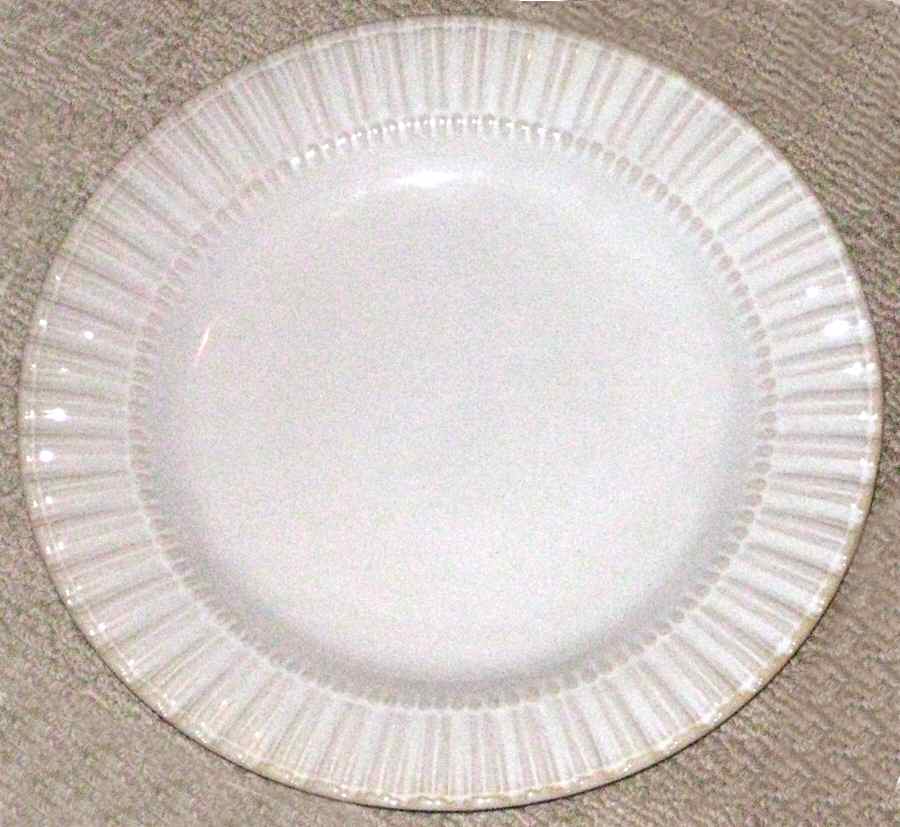 GID190 Dinner Plate by Gibson Designs-1