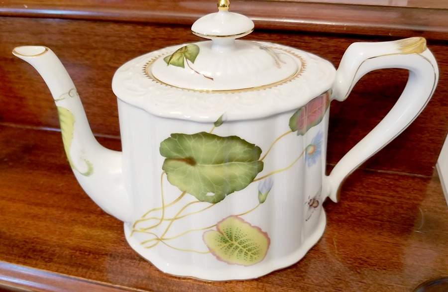 Tivoli Teapot & Lid by Godinger-1