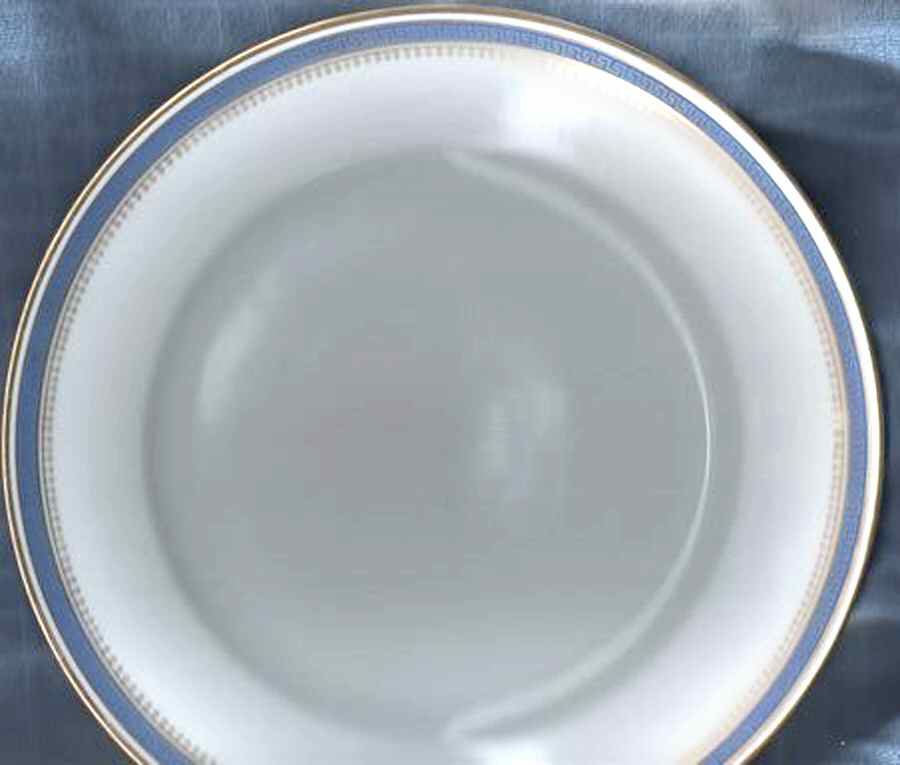 GUE624 Dinner Plate by WM Guerin-1