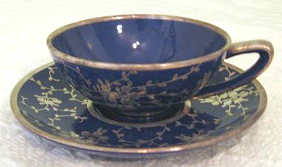 GIN250 Flat Cup & Saucer Set by Ginori 1735-1