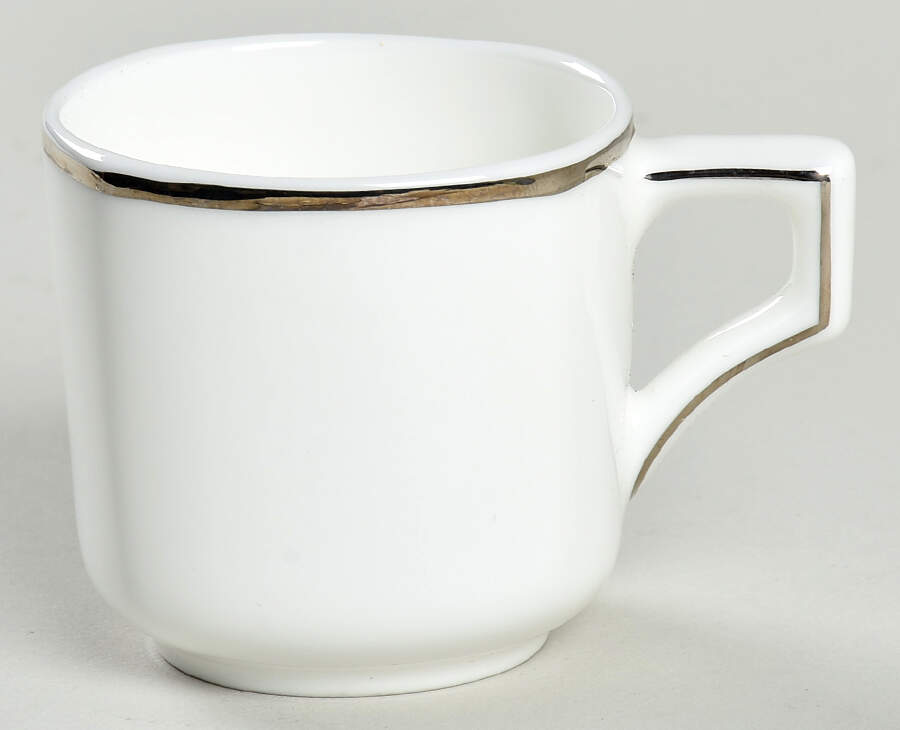 Filo Platino (Platinum) Flat Demitasse Cup by Ginori 1735-1