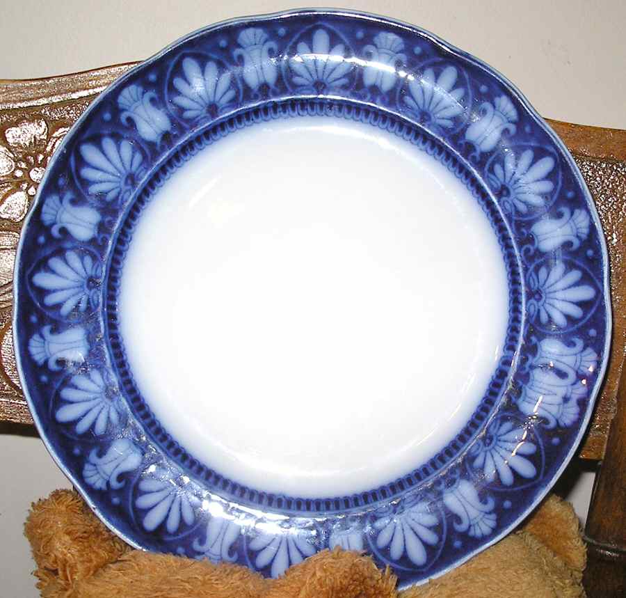 Rouen Dinner Plate by Grimwades (England)-1