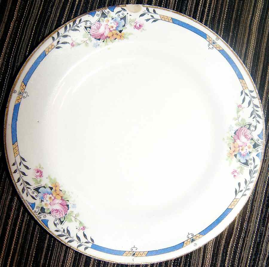 4444 Dinner Plate by Grimwades (England)-1