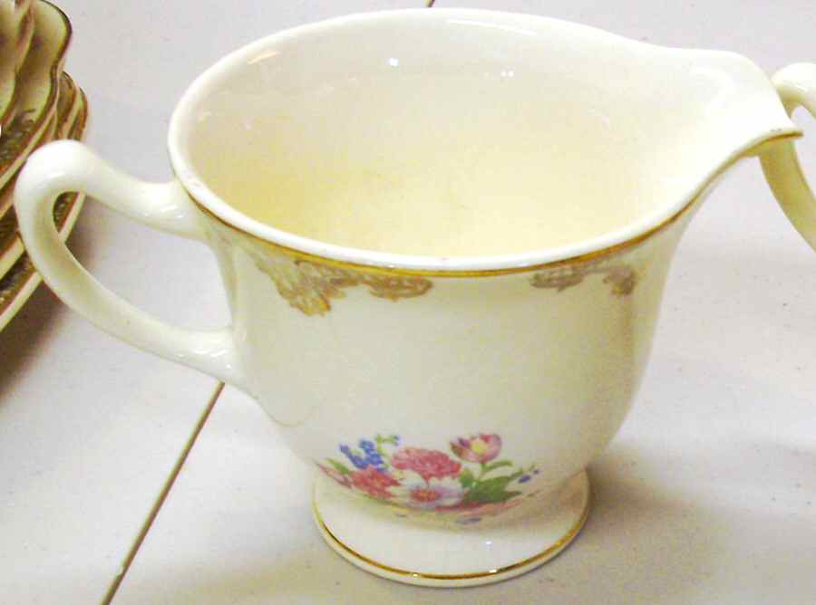 GNP2 Creamer by Garden City Pottery-1