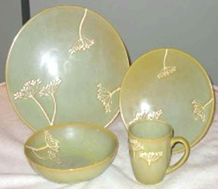 Celadon Dinner Plate by Godinger-1