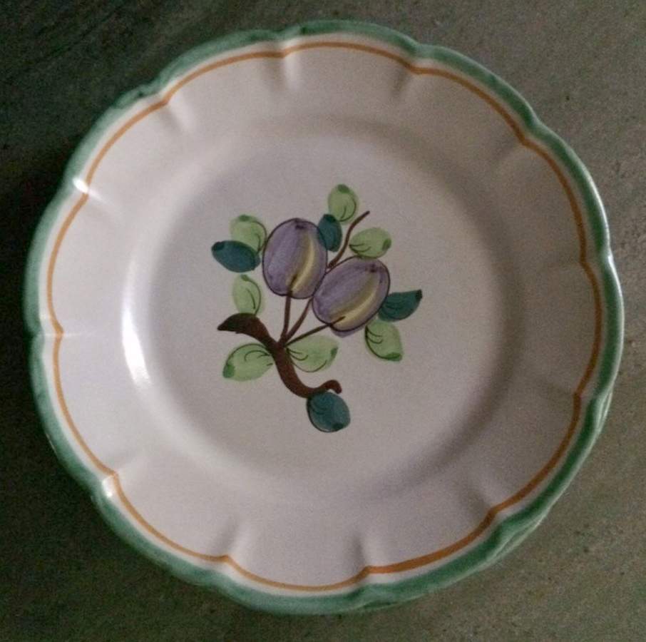 GUM20 Dinner Plate by Gumps-1