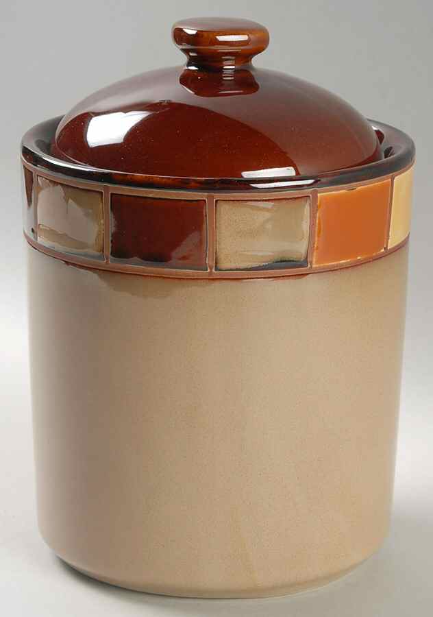 Casa Estebana Medium Canister & Lid by Gibson Designs-1
