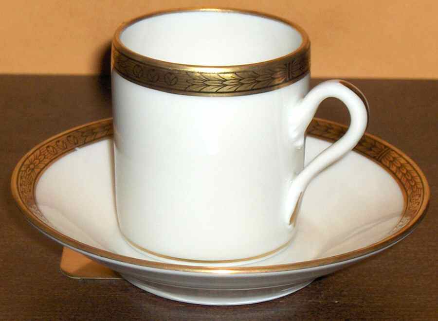 GIN267 Flat Demitasse Cup & Saucer Set by Ginori 1735-1