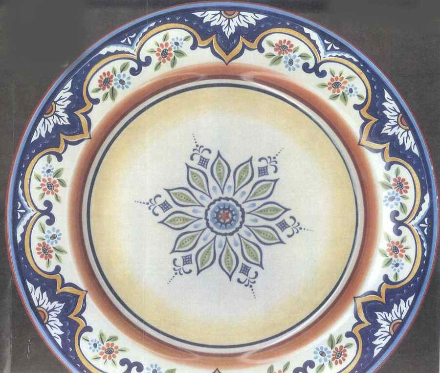 GAN36 Dinner Plate by Ganz-1
