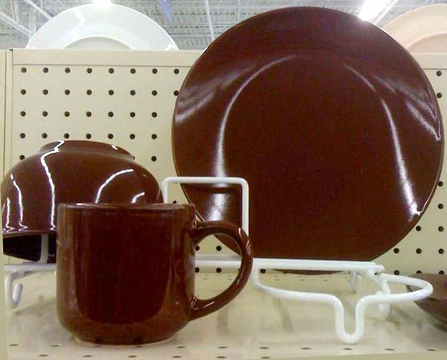 Sensations II Brown Dinner Plate by Gibson Designs-1