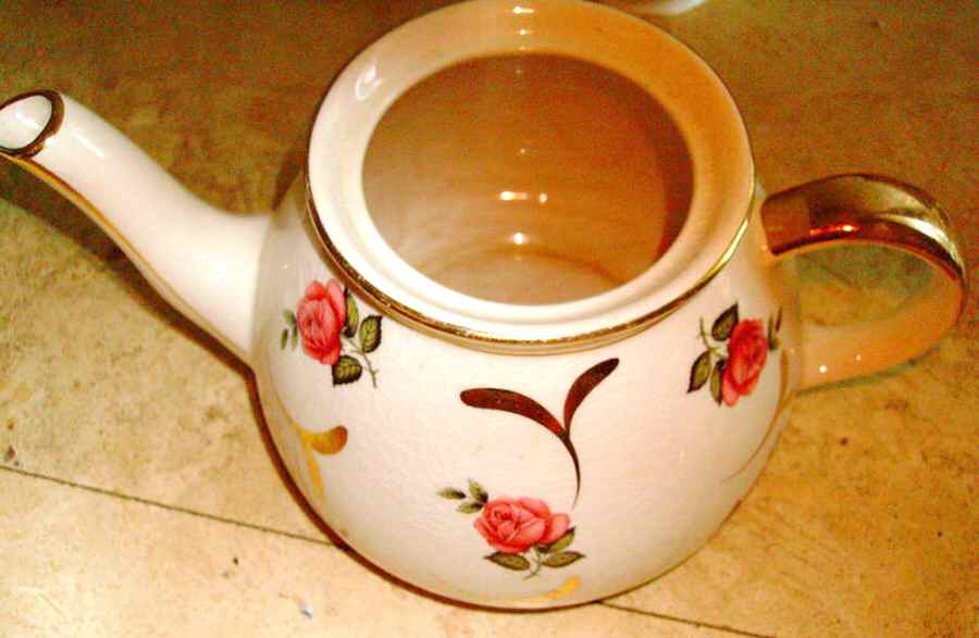 W688 Teapot No Lid by Gibsons-England-1