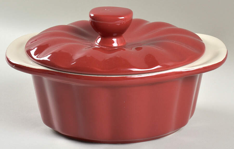 Oven Fresh 1.5 Qt Round Covered Casserole by Good Cook-1