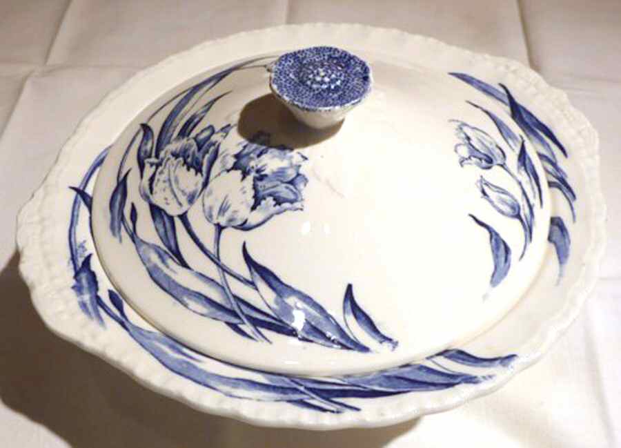 The Tulip Blue Tureen &  Lid by Grindley-1