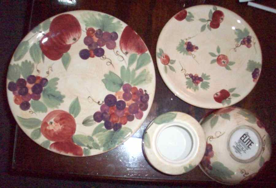 GID254 Dinner Plate by Gibson Designs-1