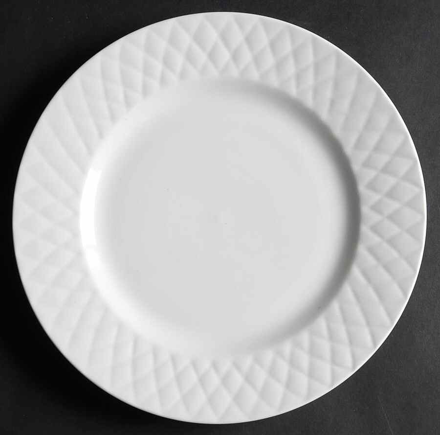 Diamond Quilt Dinner Plate by Gibson Designs-1