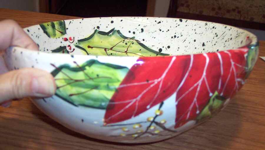 Christmas Poinsetta Assortment 9" Round Vegetable Bowl by Ganz-1