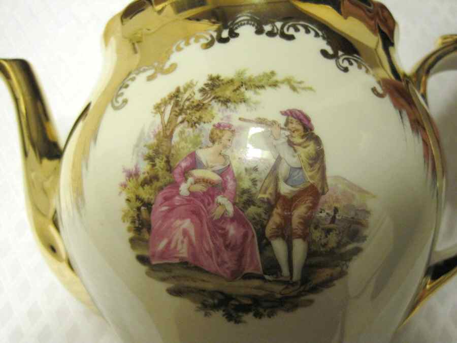 GIN283 Teapot & Lid by Ginori 1735-1