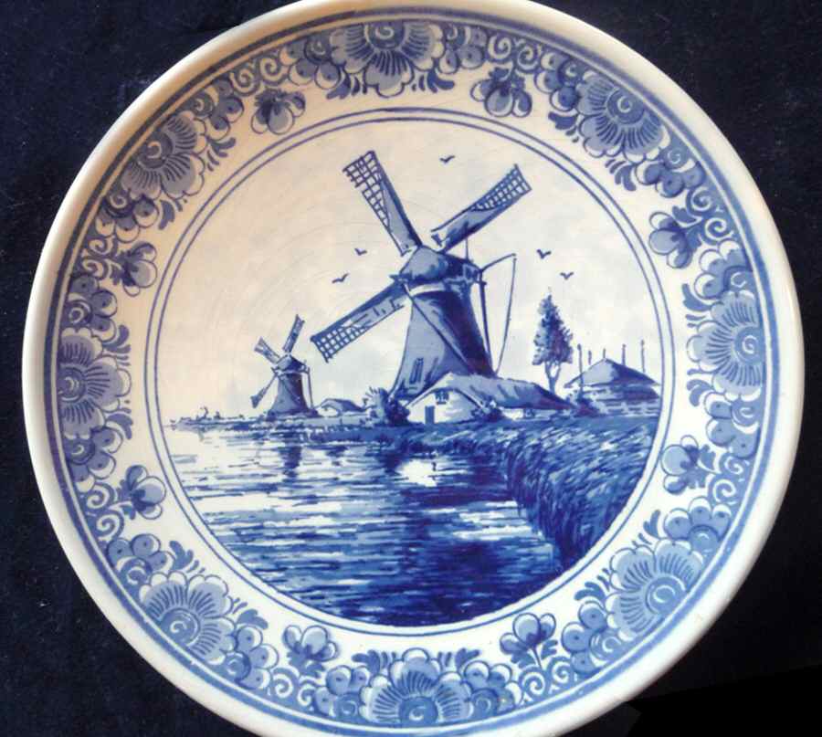 Delft Blauw Salad Plate by Nederlandssche Keramische Industrie-1