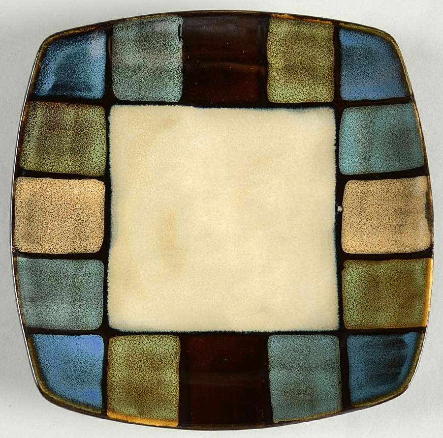 Villena Natural Salad/Dessert Plate by Gibson Designs-1