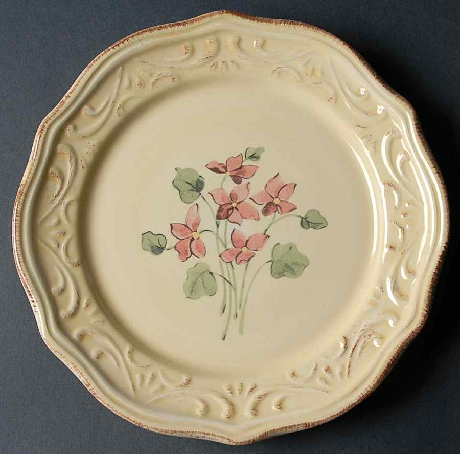 Lincoln Park Salad/Dessert Plate by Gibson Designs-1