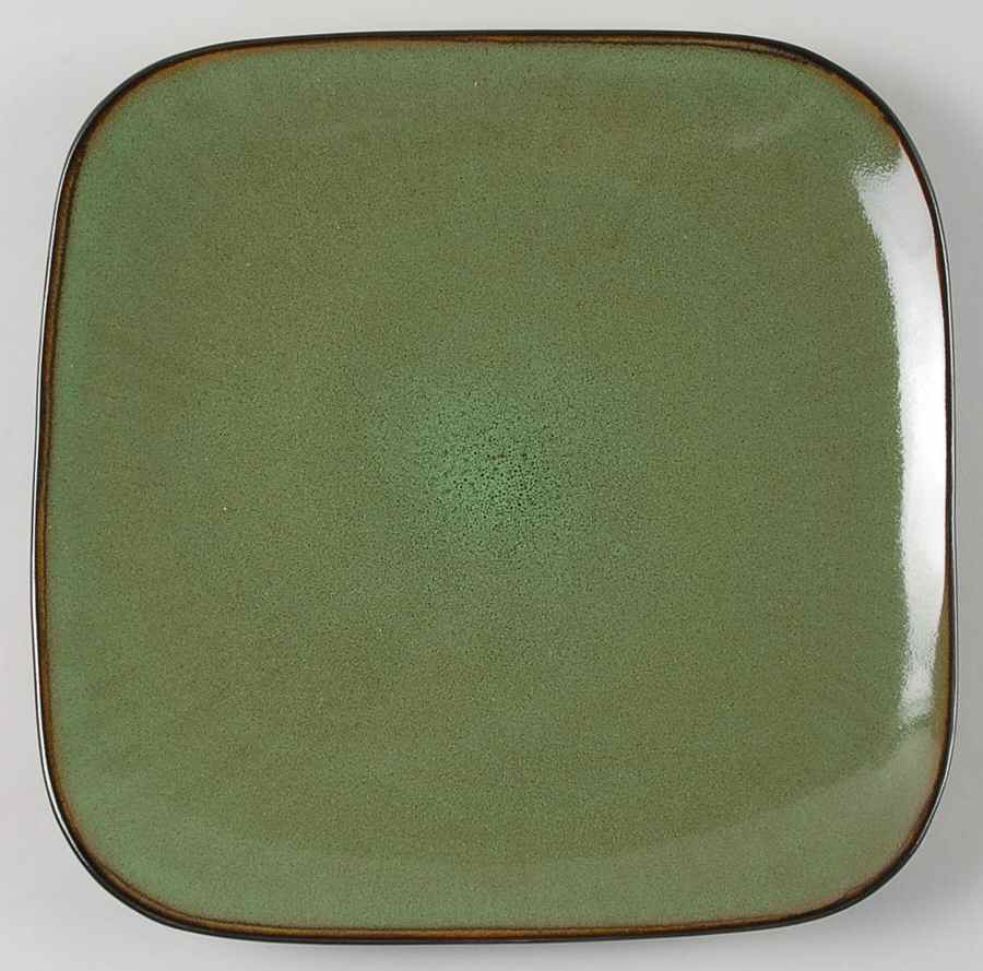 Lacerta Green Dinner Plate by Gibson Designs-1