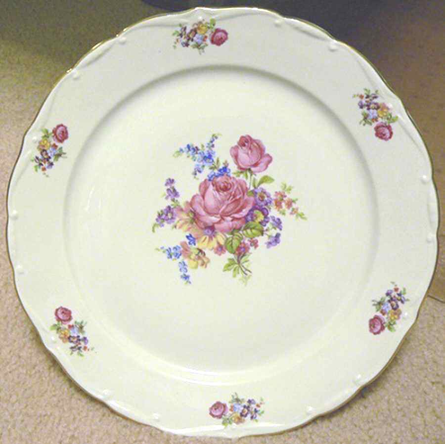 GKC8 Dinner Plate by Gareis, Kuhnl & Co-1