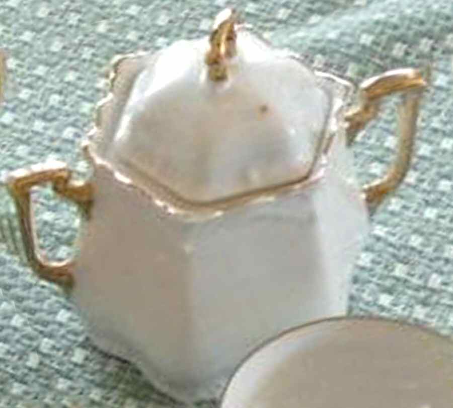 GMY273 Sugar Bowl & Lid by Germany-1