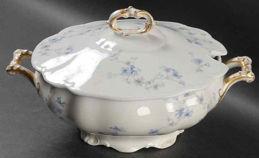 GUE681 Tureen &  Lid by WM Guerin-1
