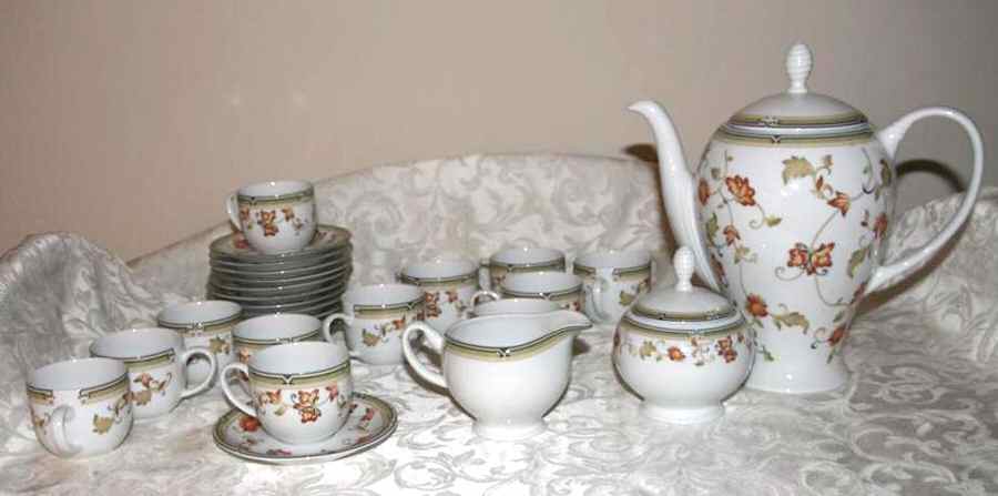 Autumn Coffee Pot & Lid by Giesche-1