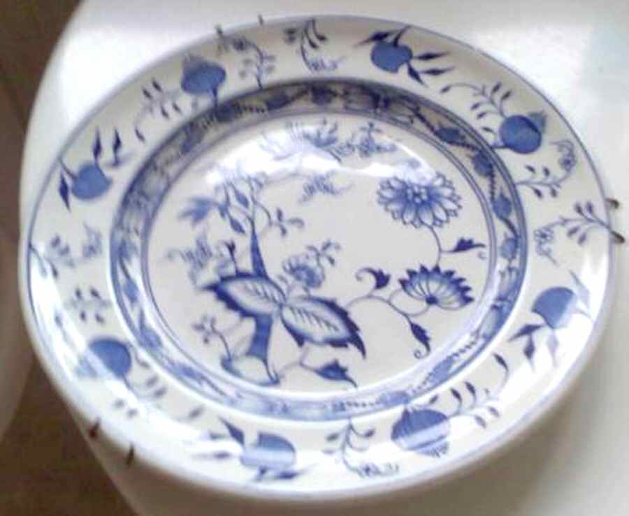 Carro (Blue) Dinner Plate by Grimwades (England)-1