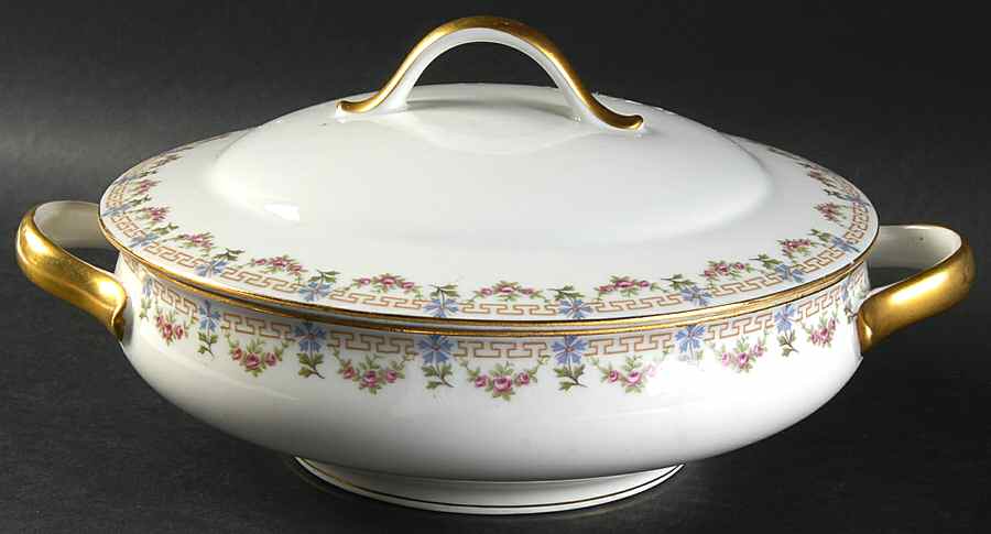 GUE695 Round Covered Vegetable by WM Guerin-1